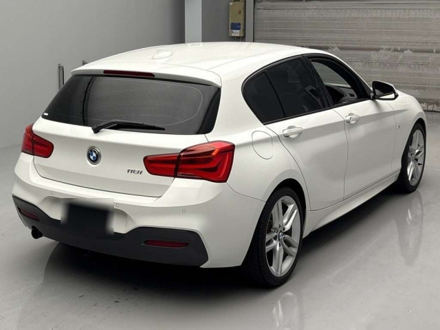 BMW 1 SERIES 2015