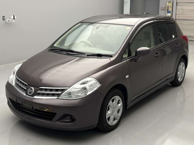 NISSAN TIIDA 2008
