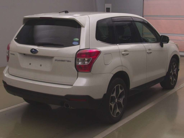 SUBARU FORESTER 2014