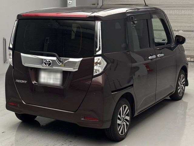 TOYOTA ROOMY 2021