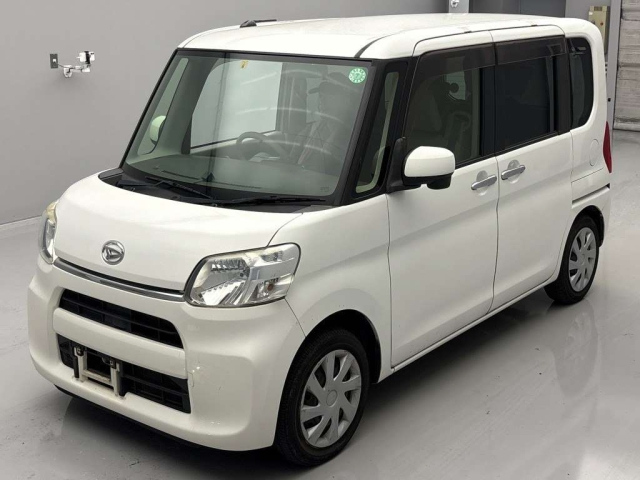 DAIHATSU TANTO 2014