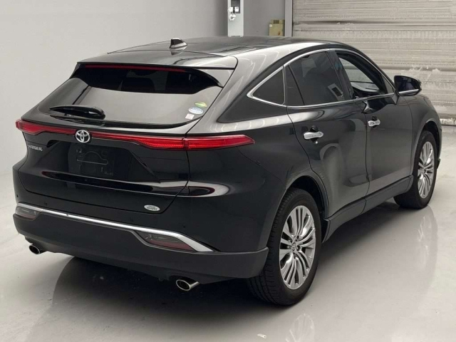 TOYOTA HARRIER 2020