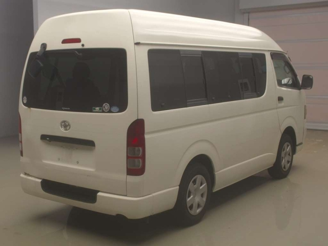TOYOTA HIACE VAN 2008