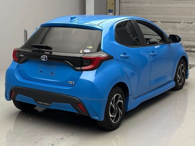TOYOTA YARIS 2021