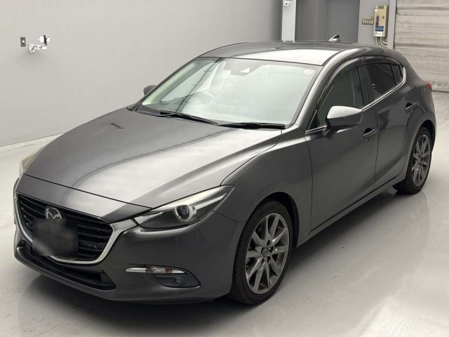 MAZDA AXELA 2016