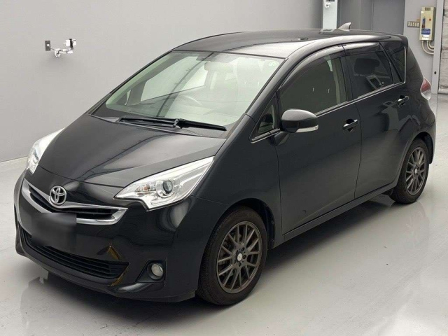 TOYOTA RACTIS 2016