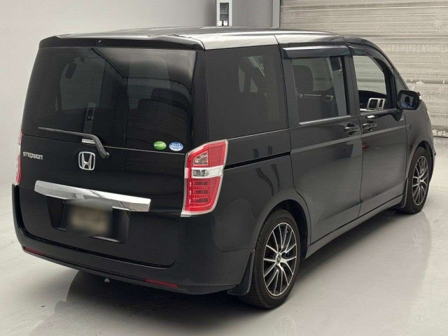 HONDA STEP WAGON 2012