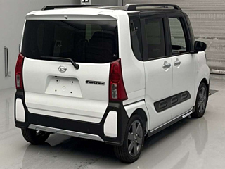 DAIHATSU TANTO 2024