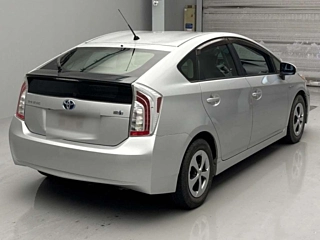 TOYOTA PRIUS 2014
