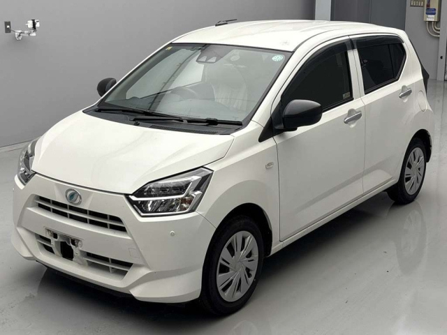 DAIHATSU MIRA E S 2020