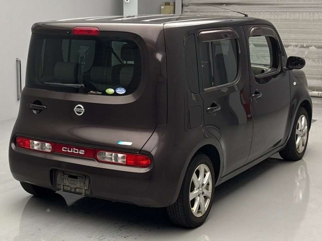 NISSAN CUBE 2010