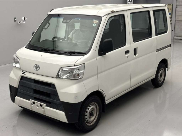 TOYOTA PIXIS VAN 2019