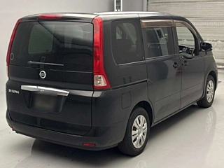 NISSAN SERENA 2010