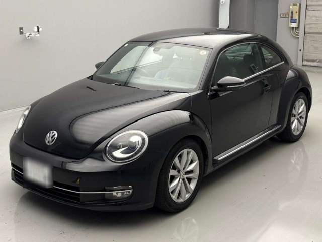 VOLKSWAGEN THE BEETLE 2013