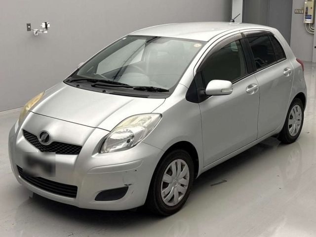 TOYOTA VITZ 2009