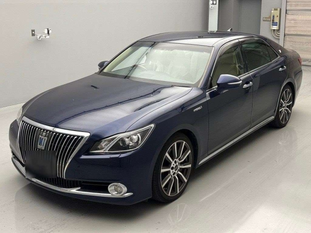 TOYOTA CROWN 2016
