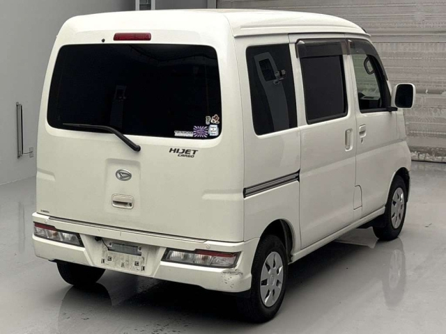 DAIHATSU HIJET VAN 2021