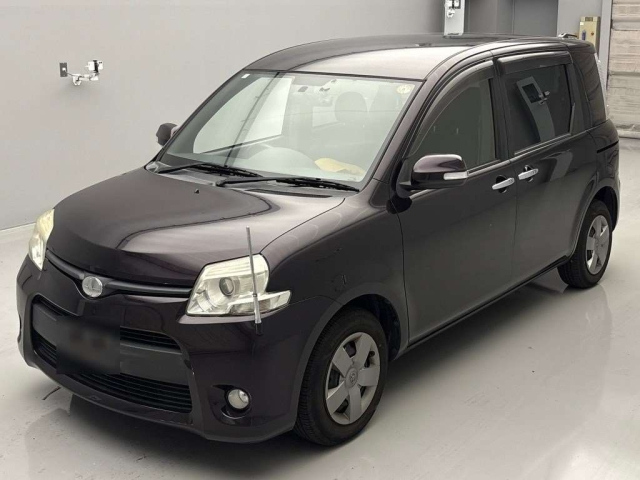 TOYOTA SIENTA 2015