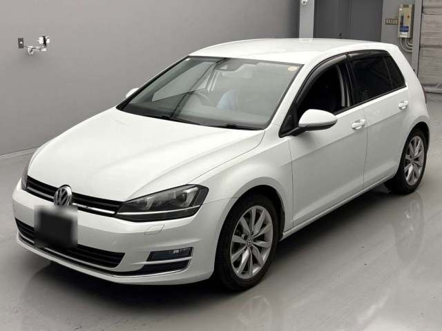 VOLKSWAGEN GOLF 2015