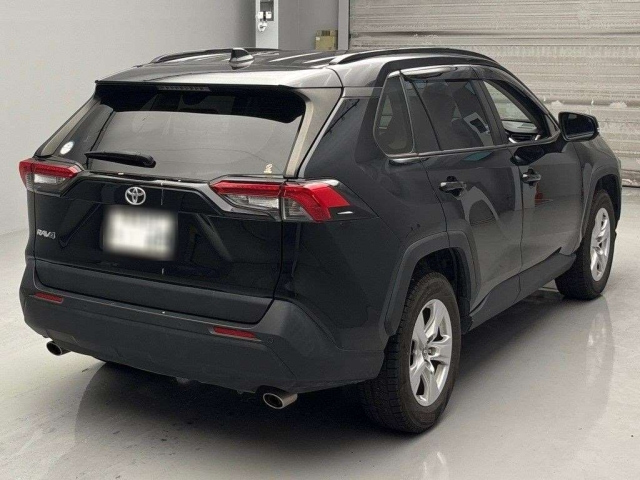 TOYOTA RAV4 2021