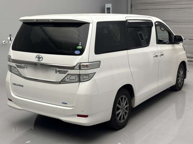 TOYOTA VELLFIRE 2014