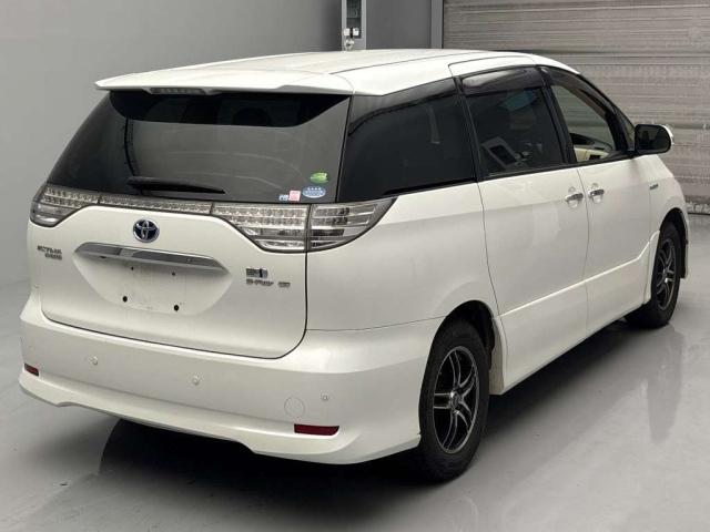 TOYOTA ESTIMA HYBRID 2013