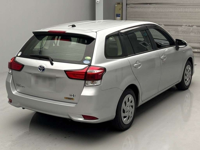 TOYOTA COROLLA FIELDER 2018