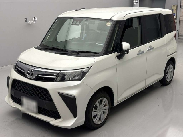 TOYOTA ROOMY 2022
