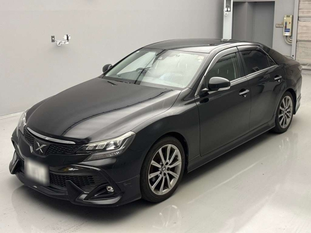 TOYOTA MARK X 2017
