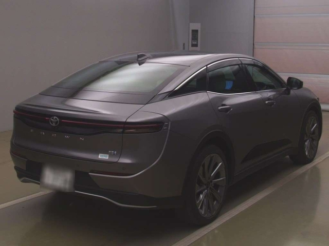 TOYOTA CROWN CROSSOVER 2024