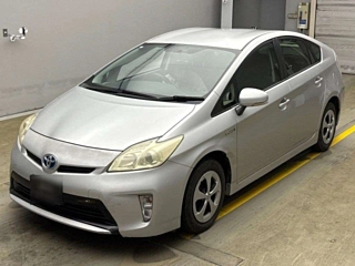 TOYOTA PRIUS 2012