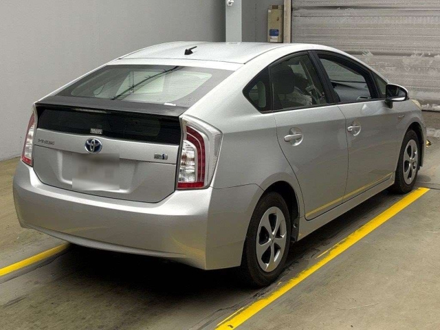 TOYOTA PRIUS 2012