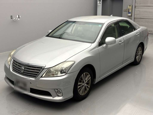 TOYOTA CROWN 2011