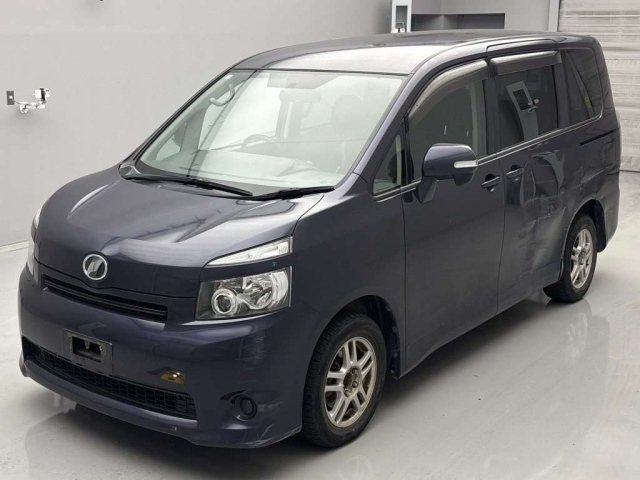 TOYOTA VOXY 2008