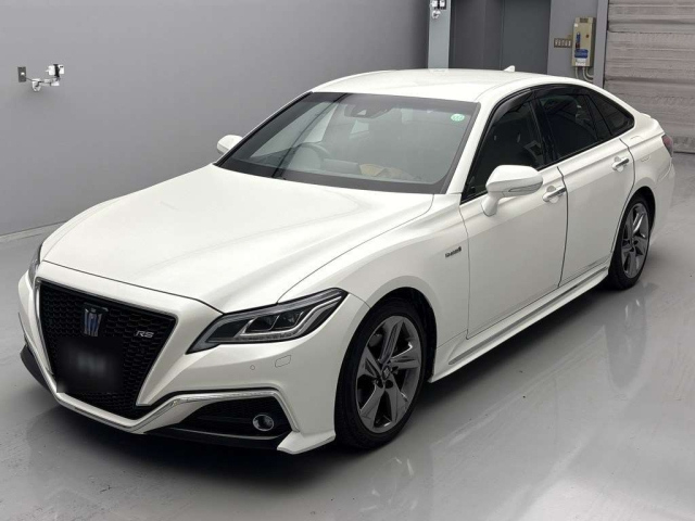 TOYOTA CROWN 2018
