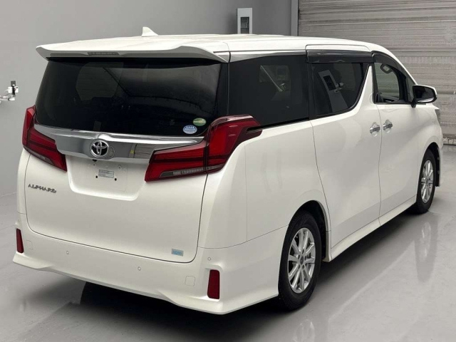 TOYOTA ALPHARD 2018