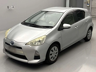 TOYOTA AQUA 2012