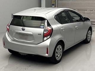 TOYOTA AQUA 2018