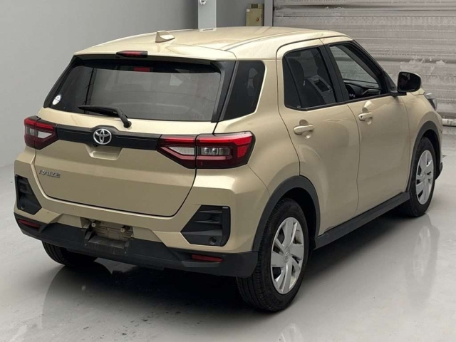 TOYOTA RAIZE 2021