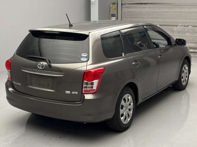 TOYOTA COROLLA FIELDER 2010