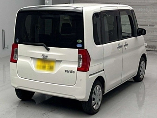 DAIHATSU TANTO 2016