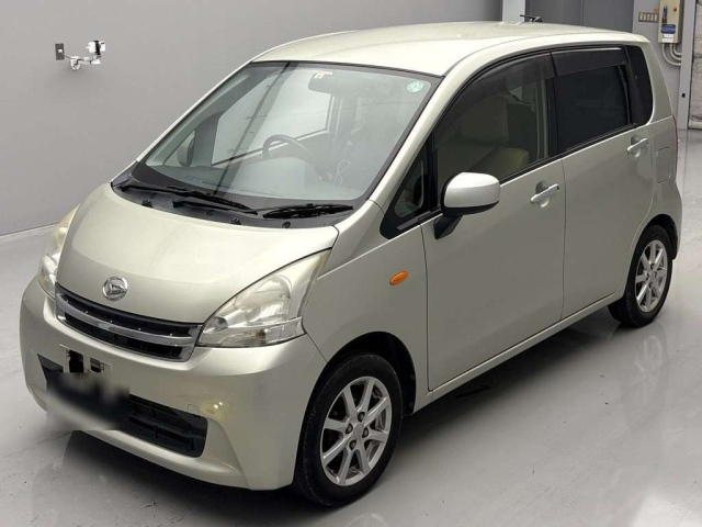 DAIHATSU MOVE 2012