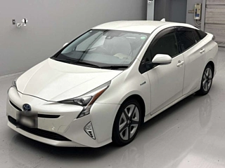 TOYOTA PRIUS 2016