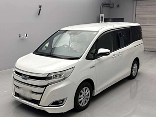 TOYOTA NOAH 2020