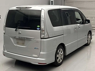NISSAN SERENA 2013