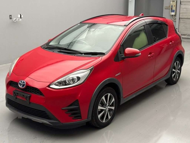 TOYOTA AQUA 2018