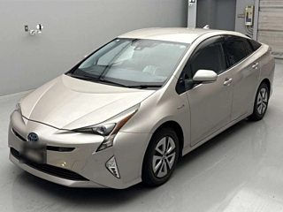 TOYOTA PRIUS 2016