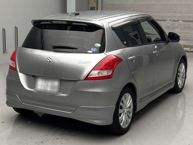 SUZUKI SWIFT 2013