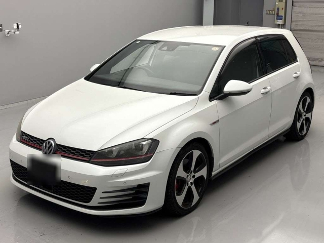 VOLKSWAGEN GOLF 2014