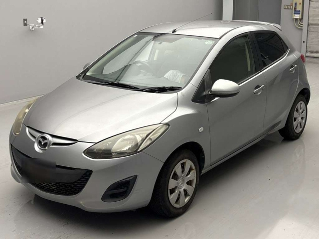 MAZDA DEMIO 2012